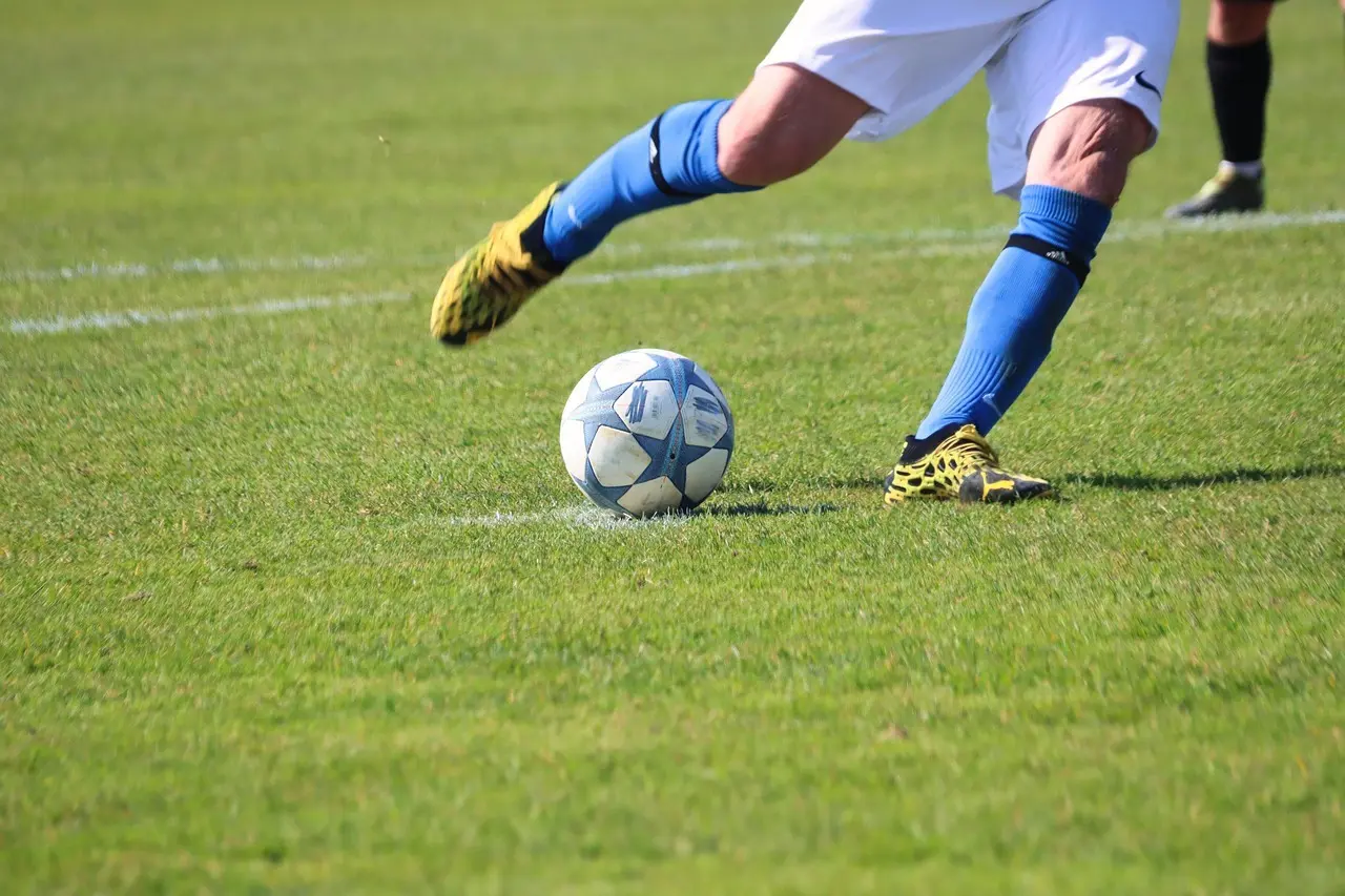 Tre målløse opgør og to dramatiske delinger: Premier Division runde 27 samlet på irskfodbold.dk