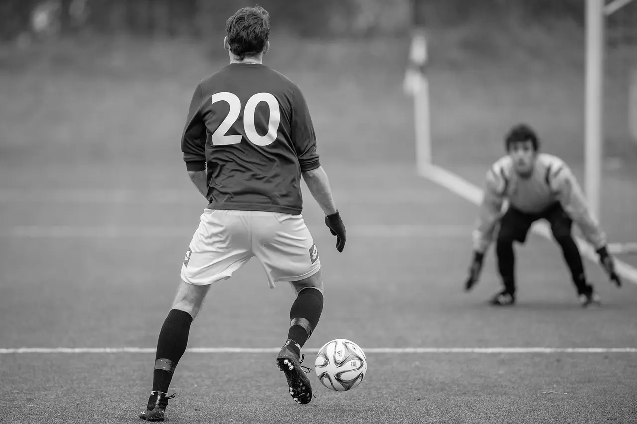 First Division runde 15: Hattricks i Bray og Cork – og en afgørelse dybt i tillægstiden
