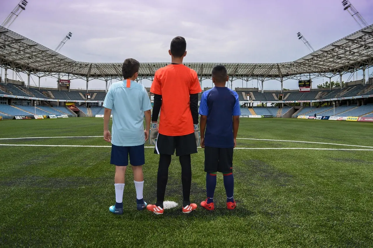 Premier Division runde 22: Sen udligning i Dublin, Derry i kontrol og smal hjemmegevinst i Tallaght