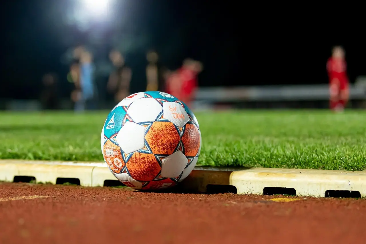 Små marginaler og store øjeblikke: Premier Division 2025, runde 32